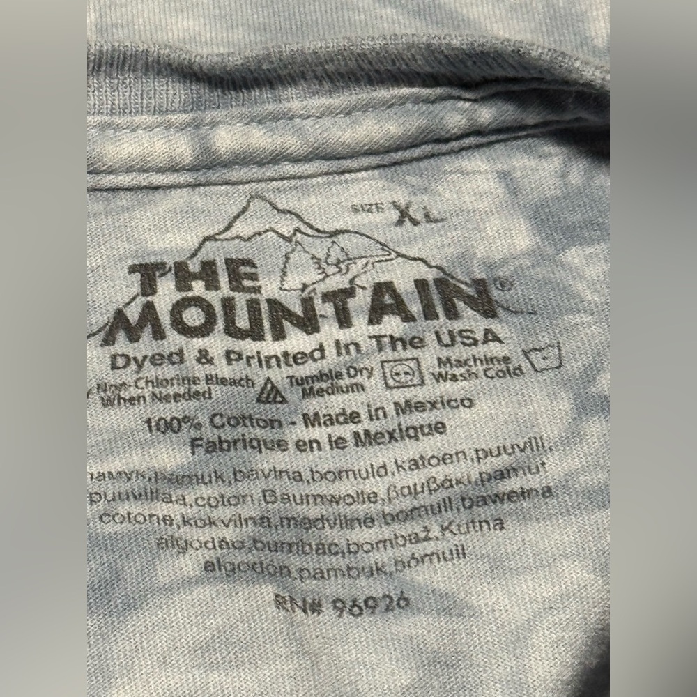 EUC The Mountain Blue and White Snow Plow Wolf Graphic Long Sleeve Tee size XL - Picture 11 of 11